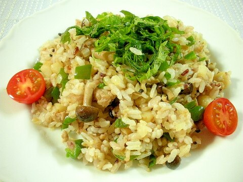 ☆シメジと豚挽きの鶏がら塩糀味チャーハン☆